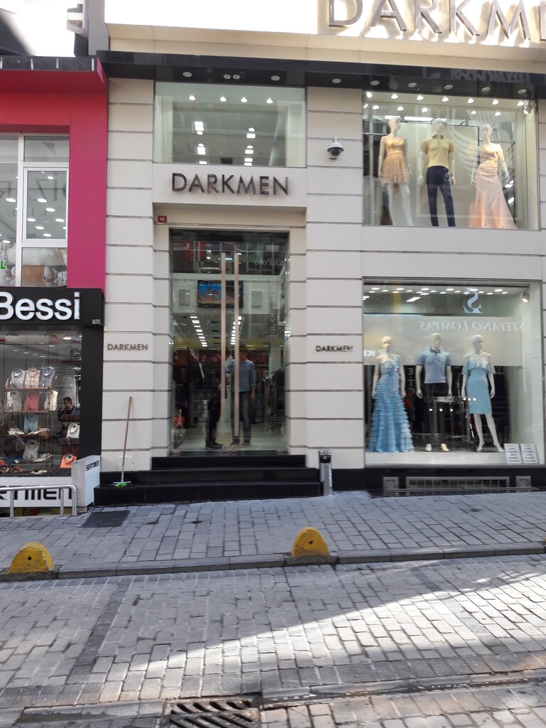 DARKMEN showroom entrance and windows